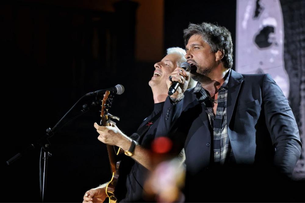 Dupla no palco do Villa Country – Foto – (Divulgação/Rubens Cerqueira)