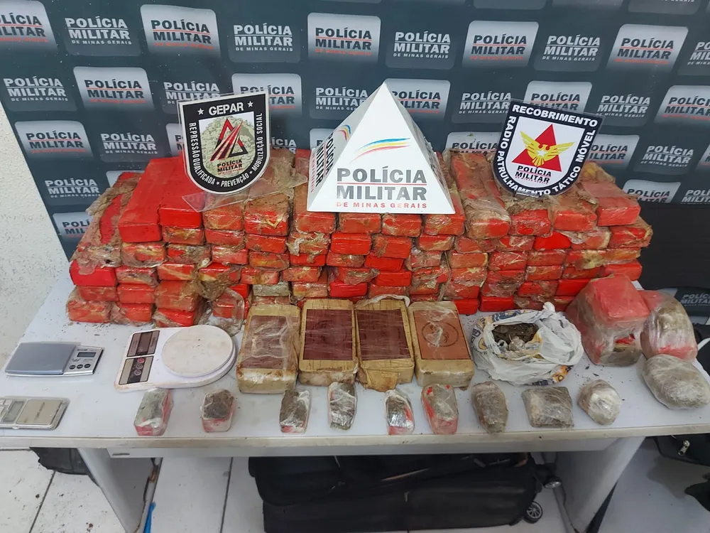 Drogas apreendidas pela PM — Foto: Polícia Militar