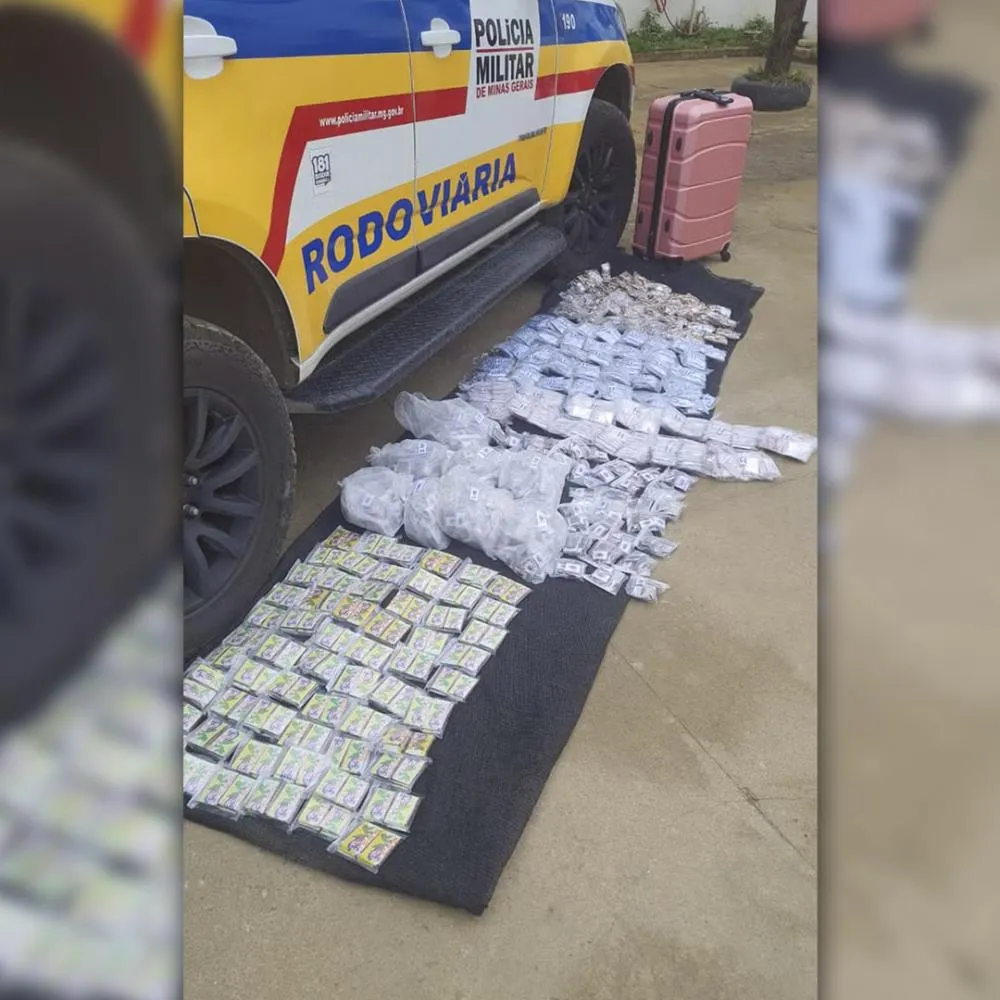 Mulher é presa por tráfico de drogas em Itambacuri — Foto: Polícia Militar Rodoviária/Divulgação